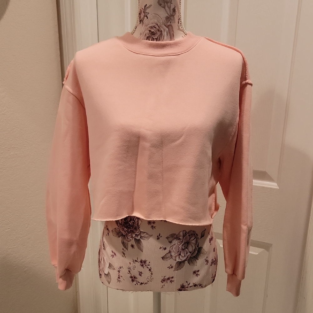 Amazhiyu Women's Peach Cropped Sweatshirt